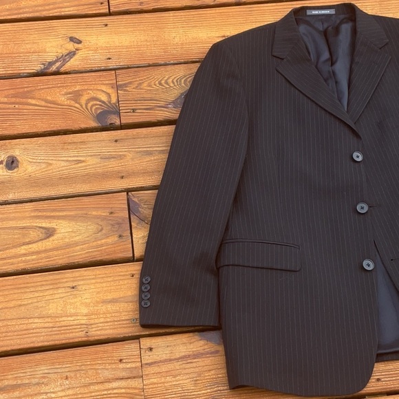 Kenneth Cole Reaction Wool 4 Button Black/Gray Pinstripe Suit Jacket Size Large - Picture 4 of 16